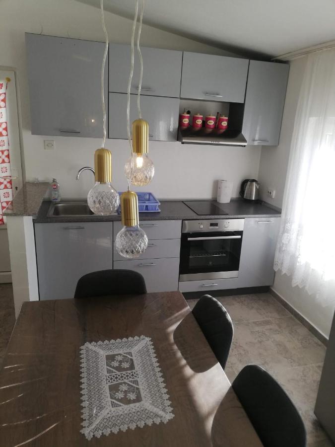 Apartman Kety 비르 외부 사진